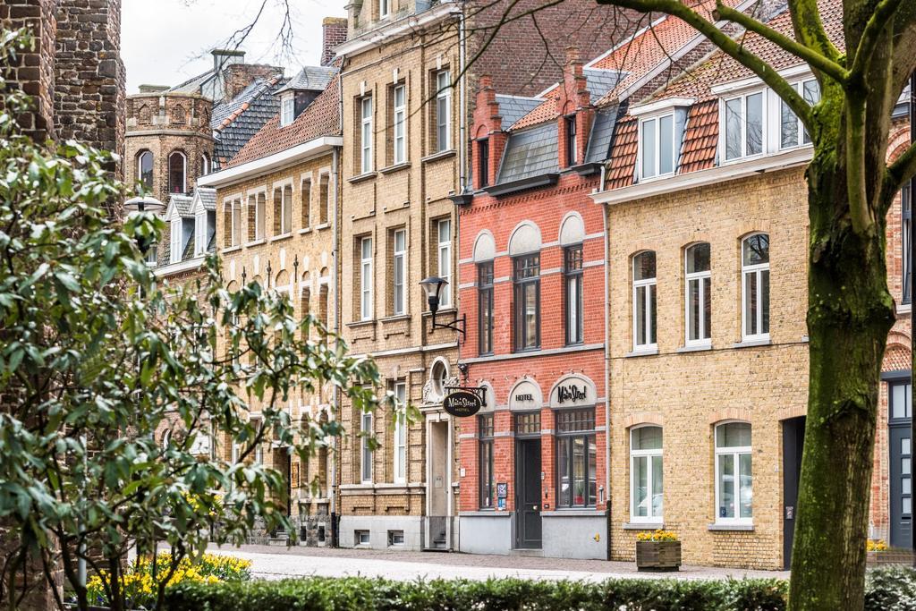Main Street Hotel Ieper Exteriér fotografie